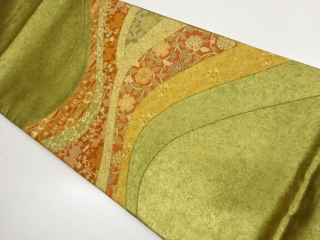 JAPANESE KIMONO / KIRIBAME / HIKI-HAKU / CURVED LINES / FLOWERS / PLAN